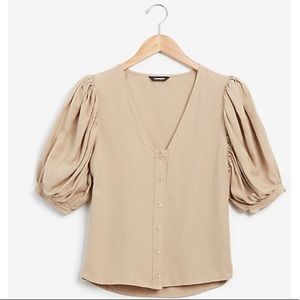 Linen blend puff sleeve Express top- new with tags